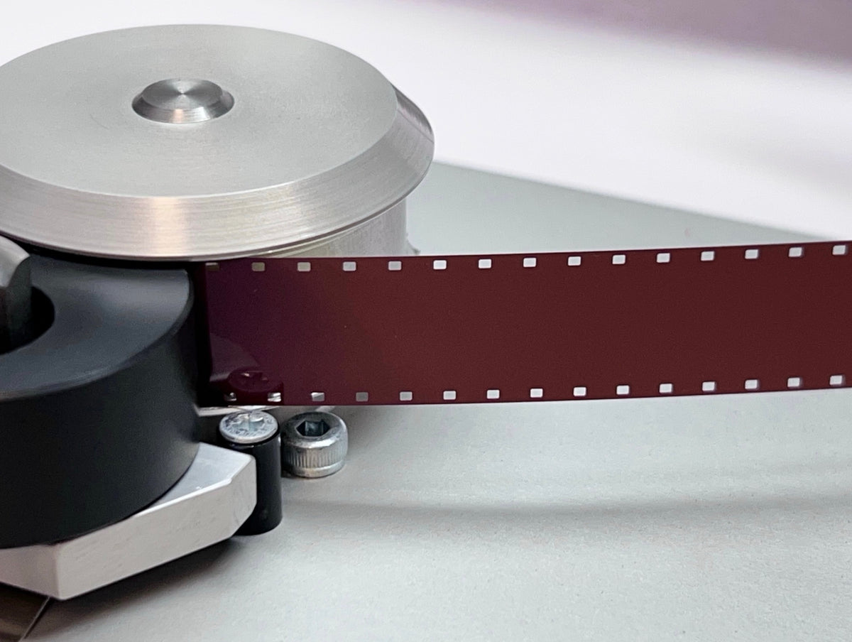 16mm Wolfen 200D